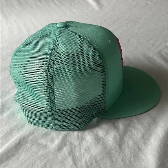 San Diego Padres City Connect -Mint Green Cap with Pink Logo - Picture 4 of 10